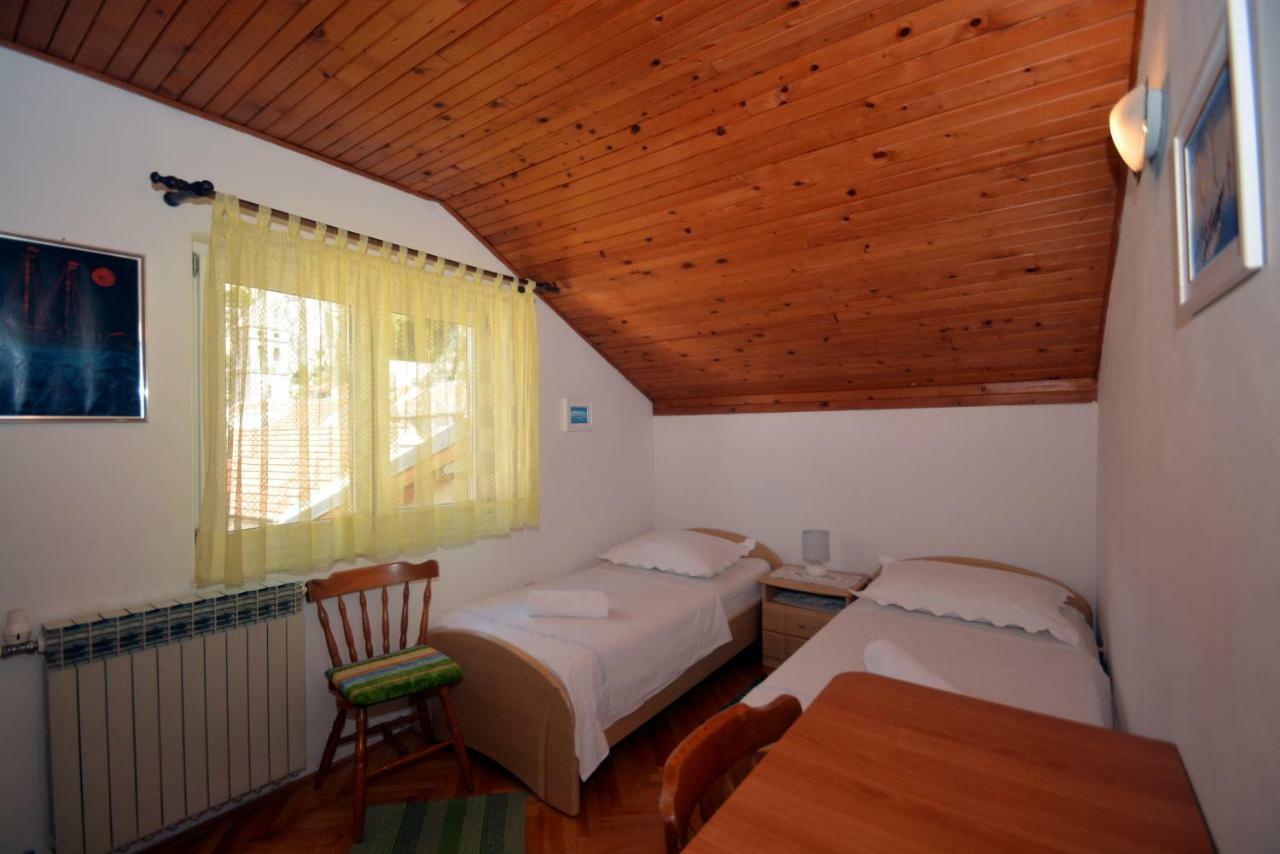 Aparment Mimica-Croatia , Omis , center Apartment Exterior foto