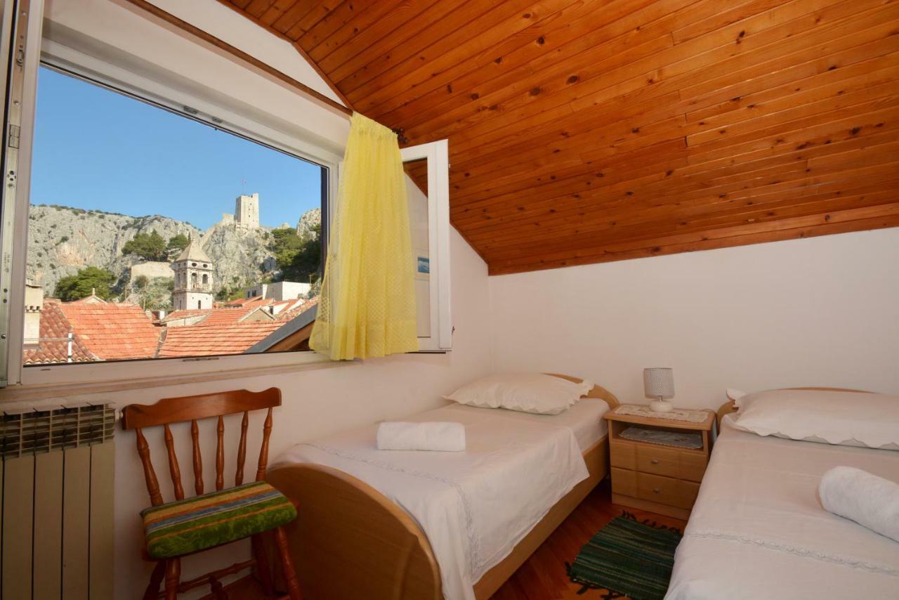 Aparment Mimica-Croatia , Omis , center Apartment Exterior foto